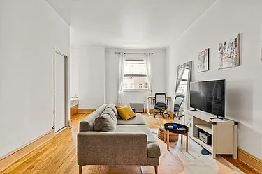 4 Lexington Avenue, #2C