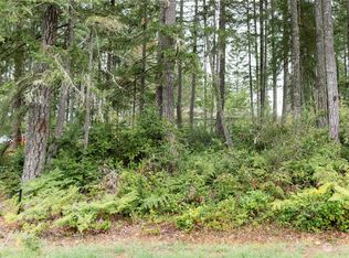 40 E Paint Brush Ln, Union, WA 98592