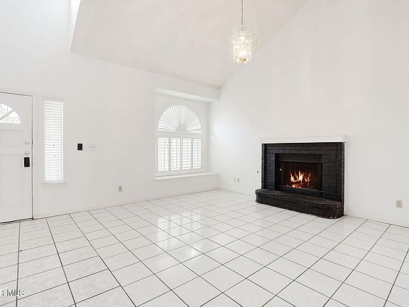 4th image of 4620 Loma De Cobre Dr