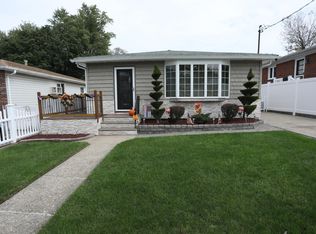 45 Suffolk Ave, Staten Island, NY 10314