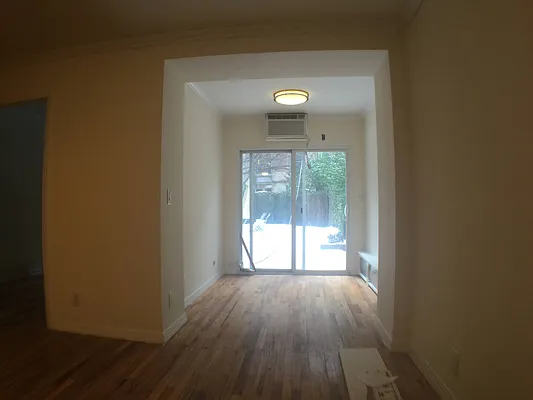 Rented by Francine Realty | media 15