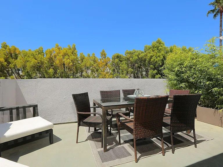 1235 Yale St #2 — Photo 16