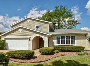 15412 Hickory Ln, Oak Forest, IL 60452