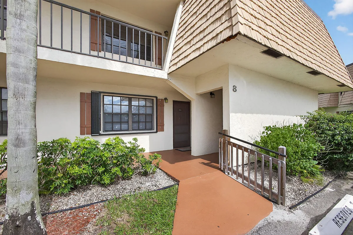 Building Photo - 4169 Oak Terrace Dr