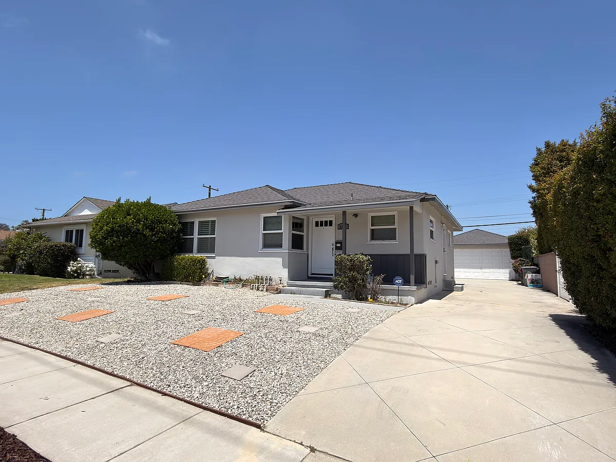 Building Photo - 5105 Sepulveda Blvd