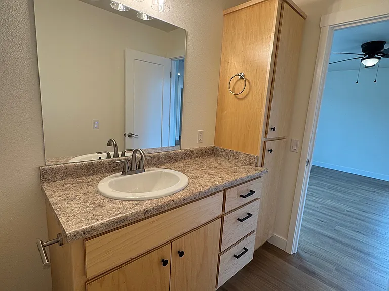 1654 NW Highland Ave #A — Photo 23