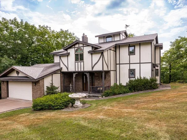 2673 Lindahl Rd, Duluth, MN 55810