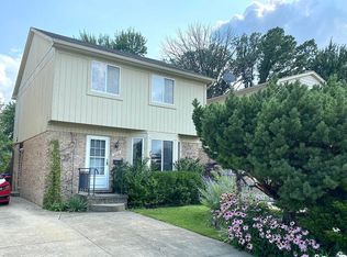 8468 Martin Rd, Warren, MI 48093