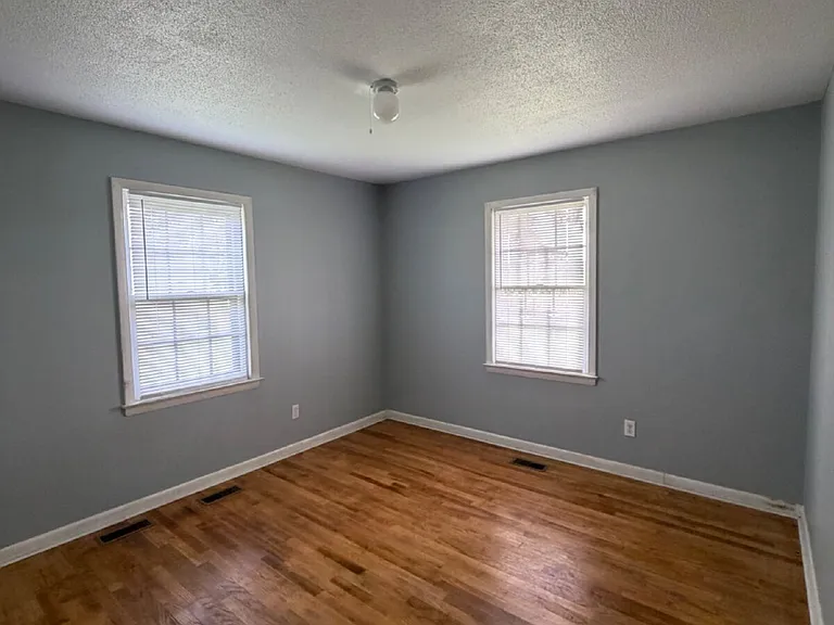 450 Lees Country Club Rd — Photo 14