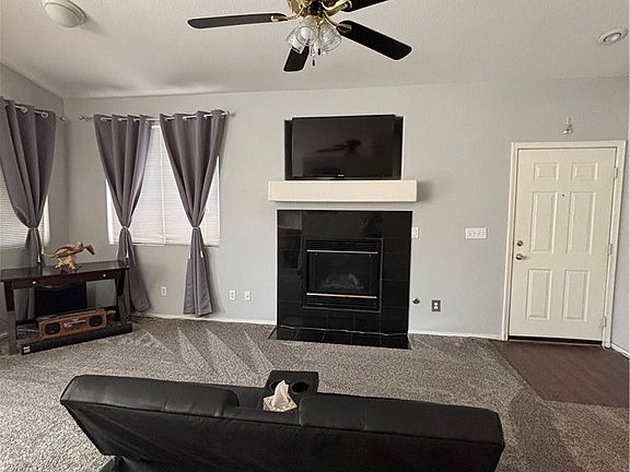 3rd image of 2661 Hillgrass Rd