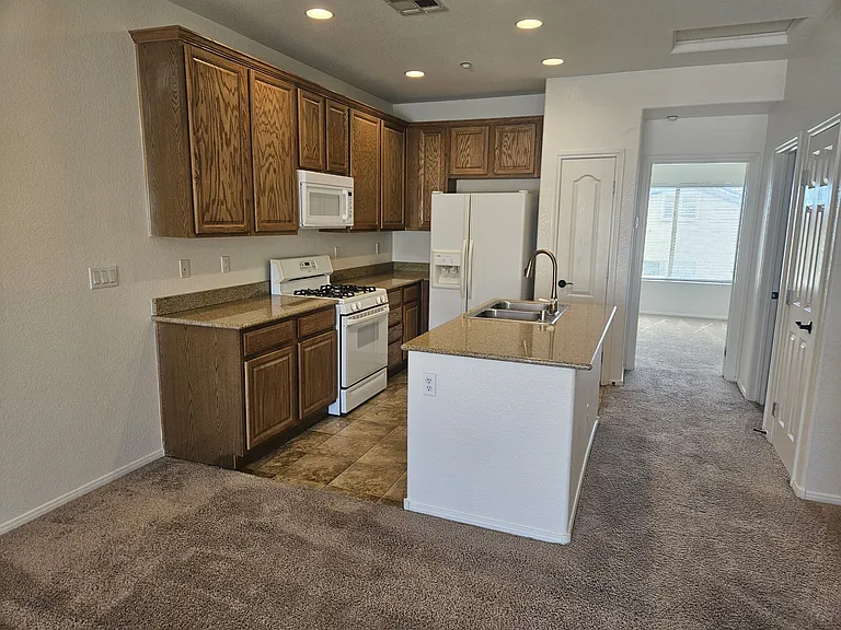 7828 Drydust Ct — Photo 4
