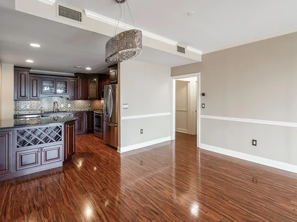 207 Shearwater Ct West image 8 of 33