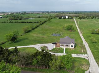 24731 Birdsong Rd, Smithton, MO 65350