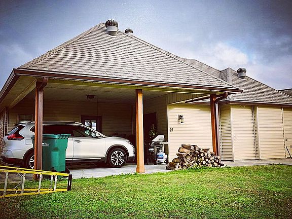 3rd image of 108 Bentwater Dr