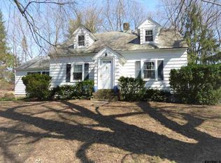 1570 Van Hoesen Rd, Castleton, NY 12033