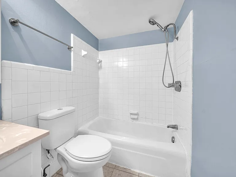 2100 W Beach Dr #A101 — Photo 19