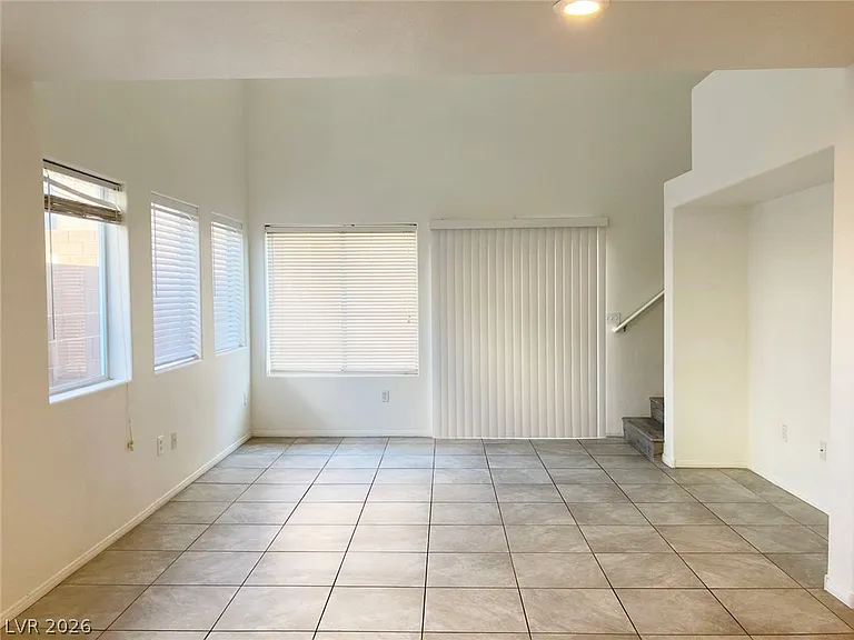 4990 Tioga Pass Ave — Photo 6