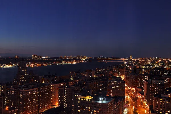 Sold by Corcoran | media 20