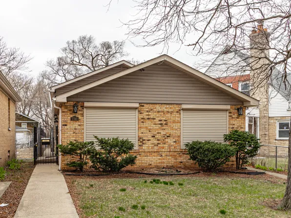 7740 S Paxton Ave, Chicago, IL 60649