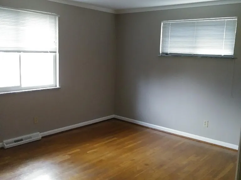6960 Miami Hills Dr — Photo 8