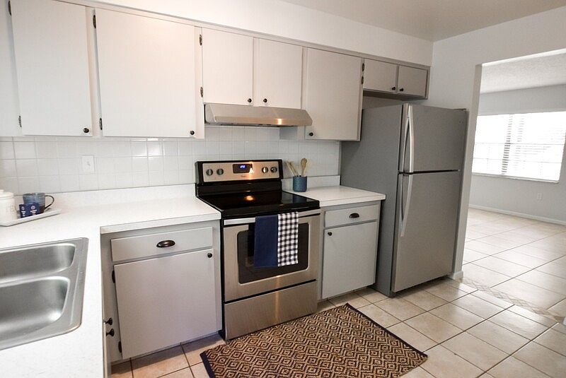 1st image of 1020 Elmwood St Unit 2-D