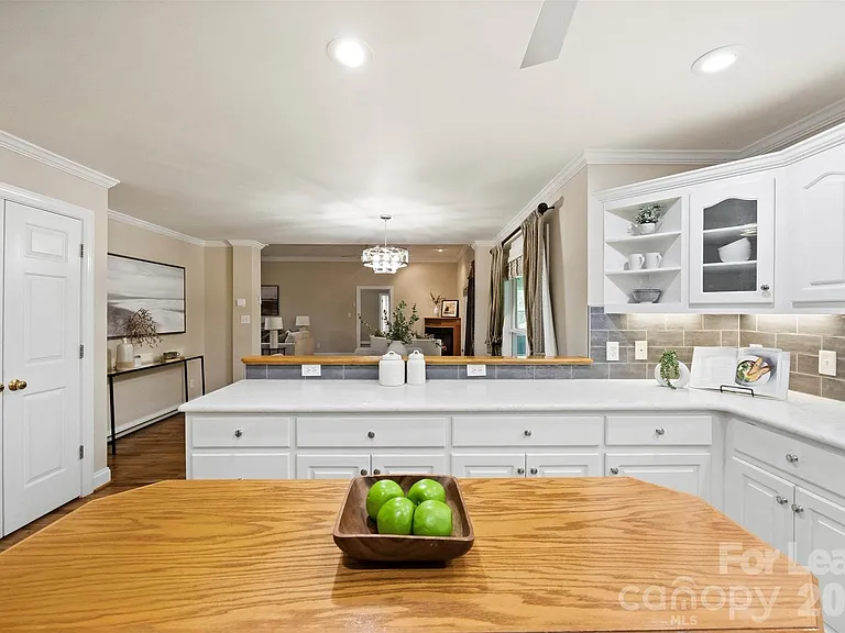 5639 White Store Rd — Photo 10