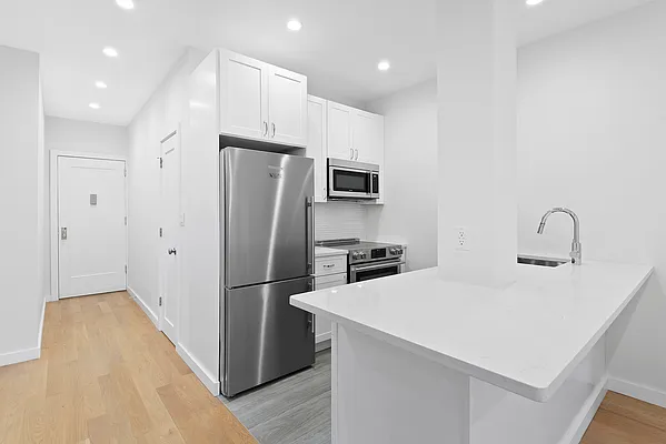 Rented by Corcoran | media 14