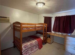 1196 Scenic Pl, Rimforest, CA 92378