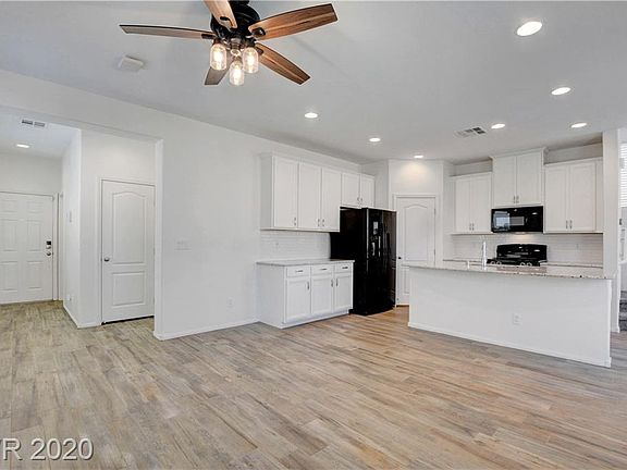 4th image of 10769 Yarmouth Bay Ct