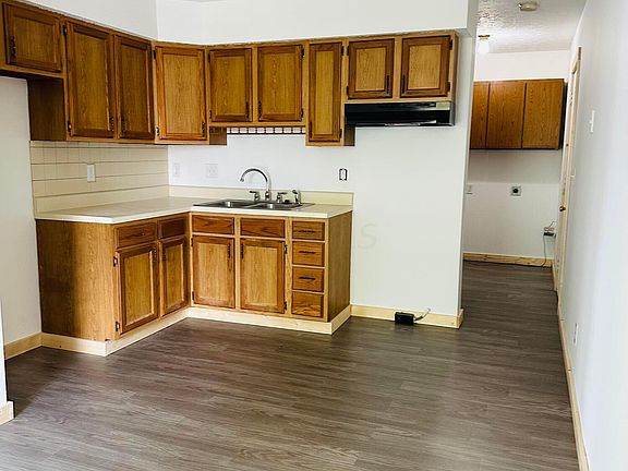 3rd image of 2387 Bridlewood Blvd