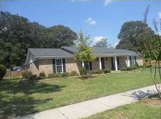 6004 Maplecrest Ct, Mobile, AL 36609