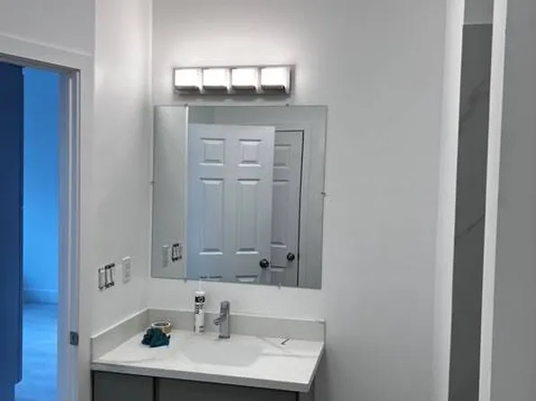 556C E Saint John St, San Jose, CA 95112