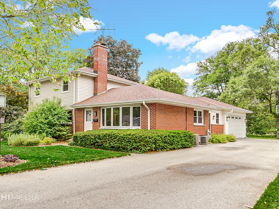 1st image of 1022 Broadmoor Pl