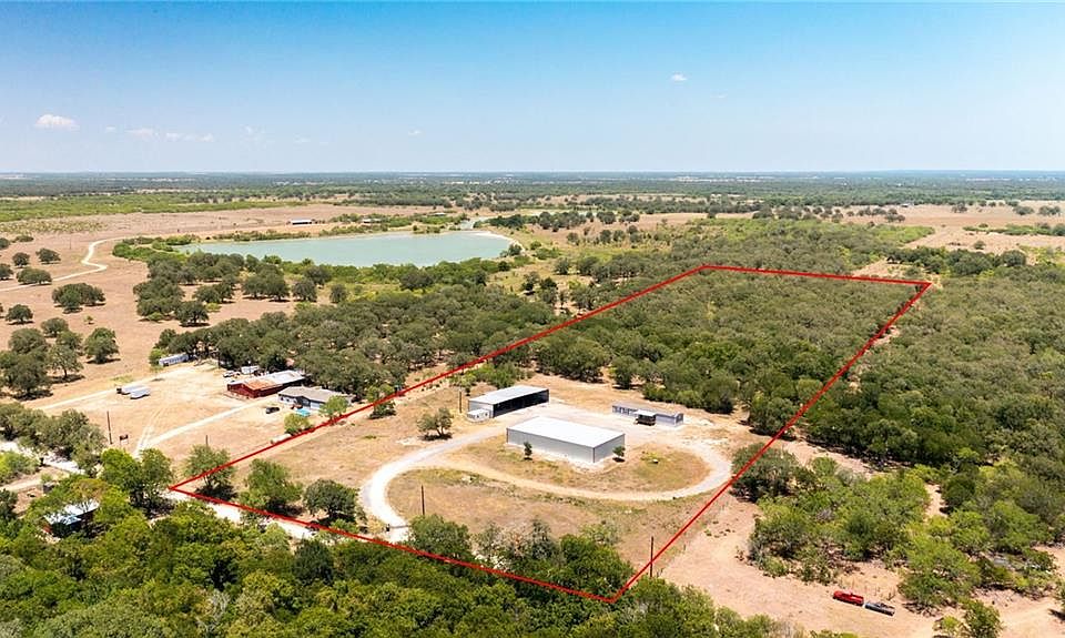 695 County Road 488, Gonzales, TX 78629 MLS 7882394 Zillow