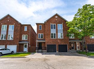 1995 Pine Grove Ave #12, Pickering, ON L1V6W4