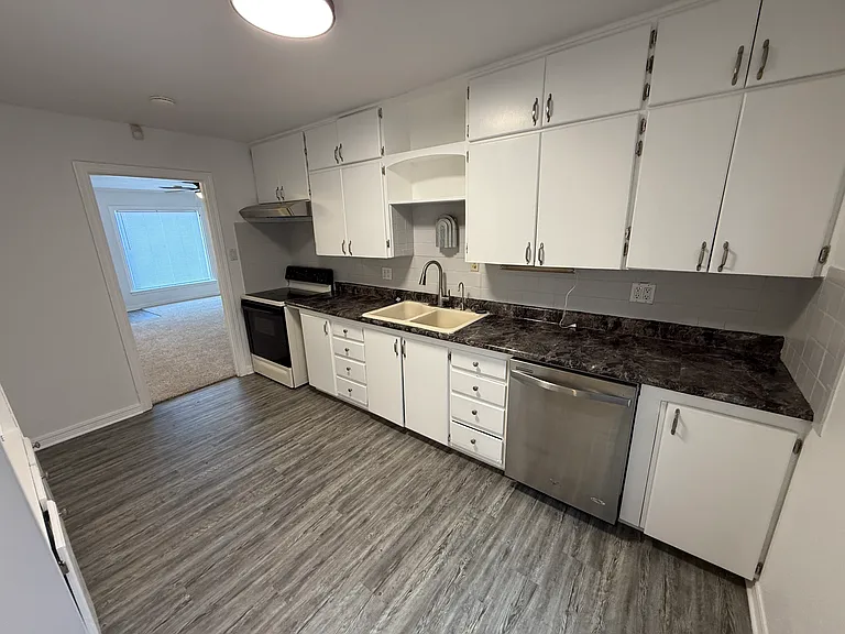 3707 Line Ave — Photo 4