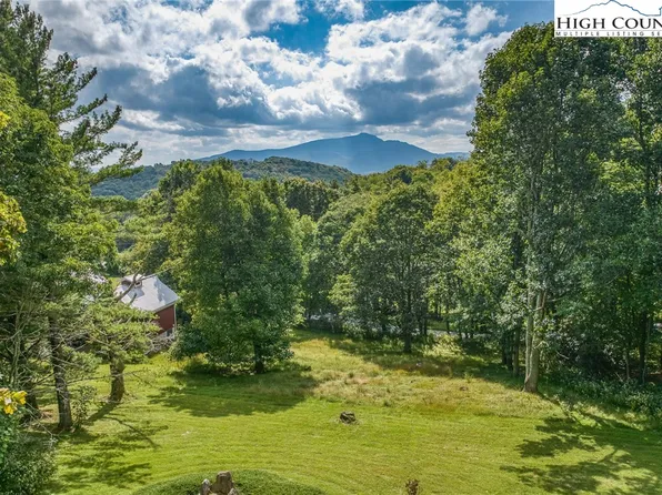 250 Park View Circle, Blowing Rock, NC 28605