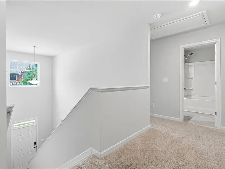 3132 Hawthorn Farm Blvd — Photo 30