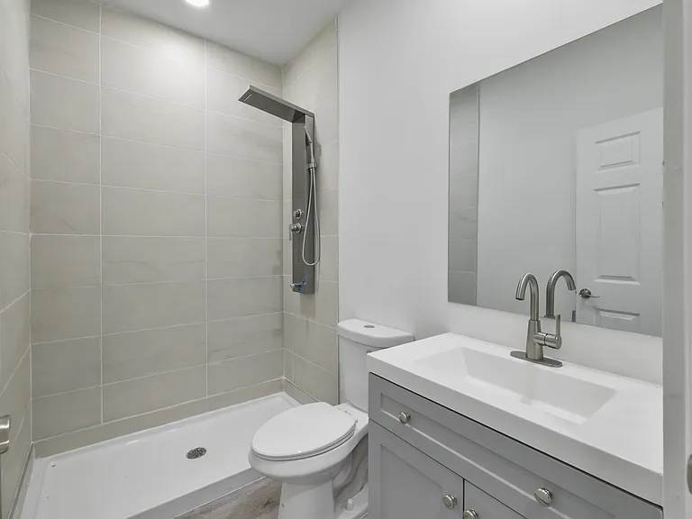 3000 66th St W — Photo 17