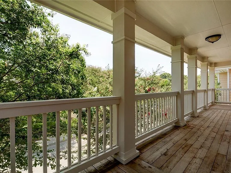 2614 Kinney Oaks Ct — Photo 4