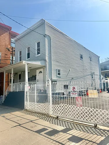 212 Plainfield Ave #2 Photo 1