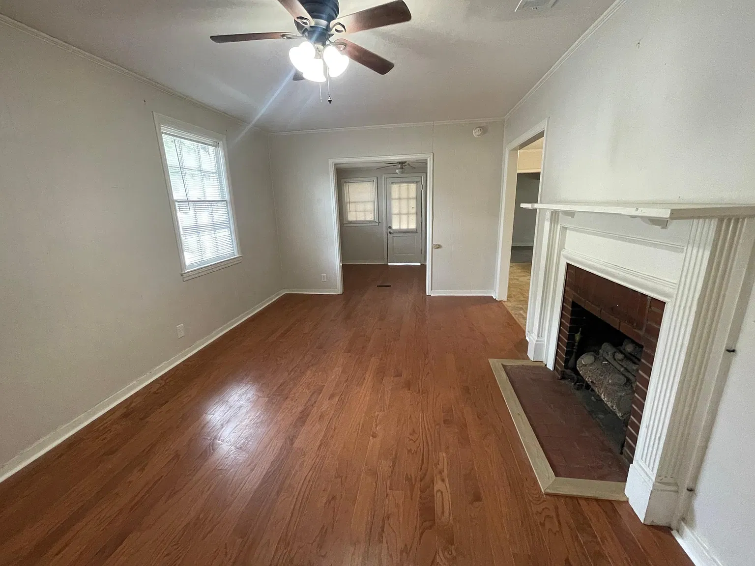 3 bed, 1280 sqft, $1,550 — Photo 4