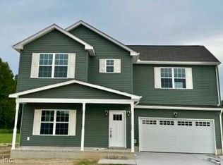 3090 Arthur Dr, Suffolk, VA 23438