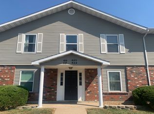 822 Highland Hill Ct, Saint Peters, MO 63376