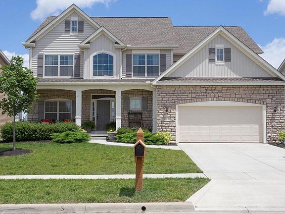 2nd image of 10170 Corona Ln