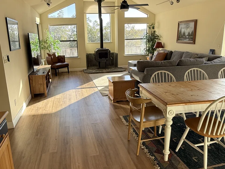 53050 Ridge Top Dr