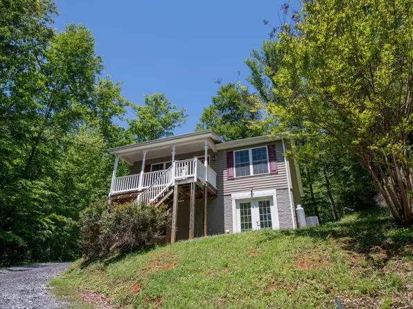 189 View Dr, Front Royal, VA 22630