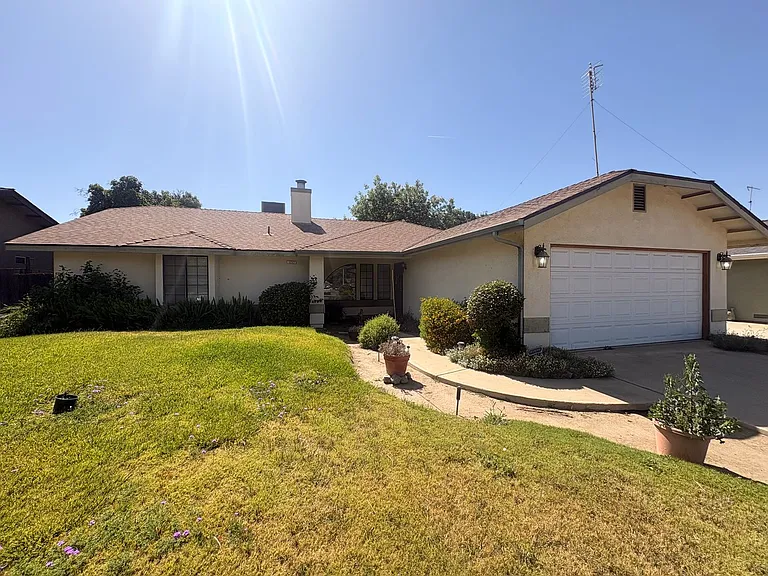 1253 Jamestown St — Photo 1