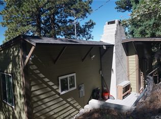 31579 Panorama Dr, Running Springs, CA 92382