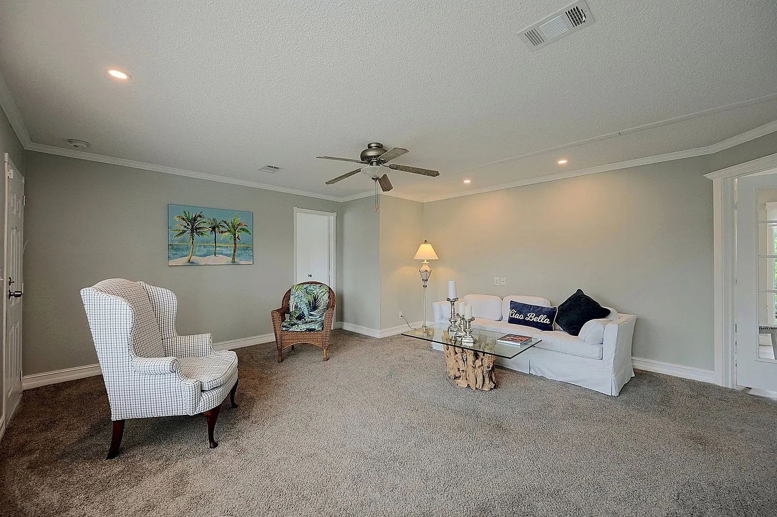 3 bed, 2.0 bath, 1442 sqft, $2,967 — Photo 3